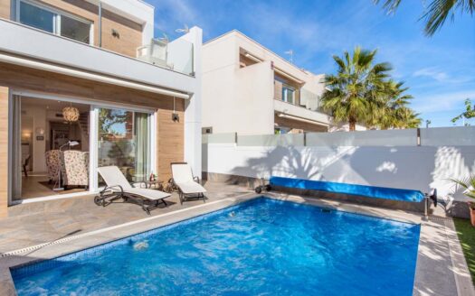 Villa exclusiva con piscina privada