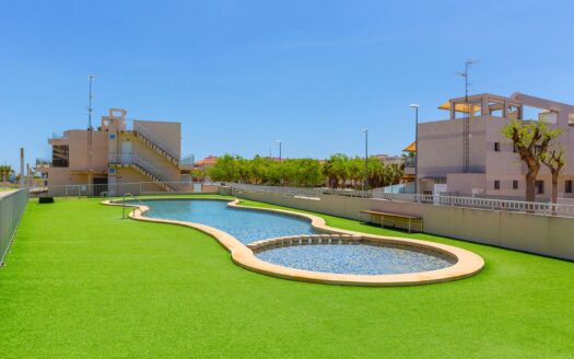 Modern 4 bedroom apartment in Mil Palmeras