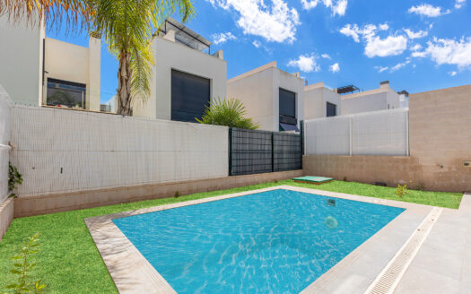 Moderne villa met privƩzwembad in Orihuela Costa