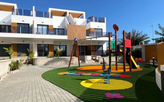 Lamar Luxury VII – New apartments near small town and beach