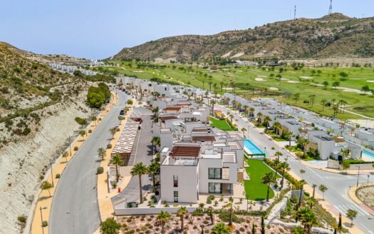 Exclusive Apartment by Beautiful Golf Course near Alicante