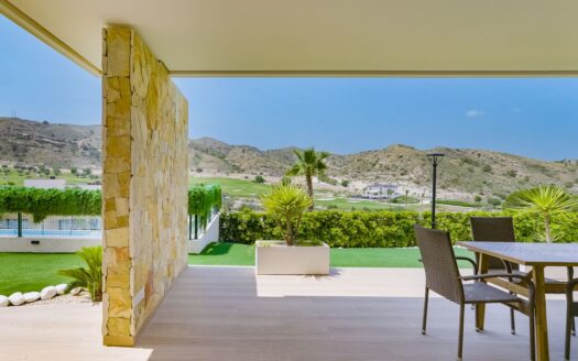Exclusive Apartment by Beautiful Golf Course near Alicante