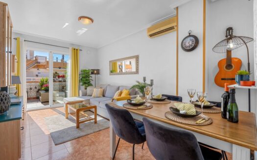Nydelig toppleilighet i Torrevieja sentrum med stor solrik terrasse