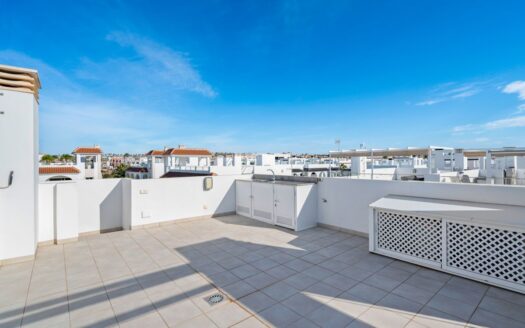 Beautiful, Modern Corner Townhouse in Ciudad Quesada