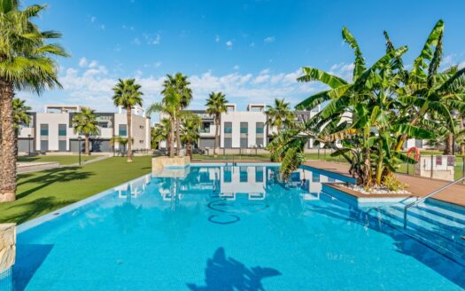 Ático con solárium en Oasis Beach XI