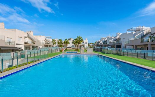 Exclusive Penthouse Apartment with Private Roof Terrace